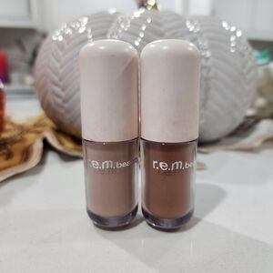 r.e.m. beauty Liquid Shadow Lot
